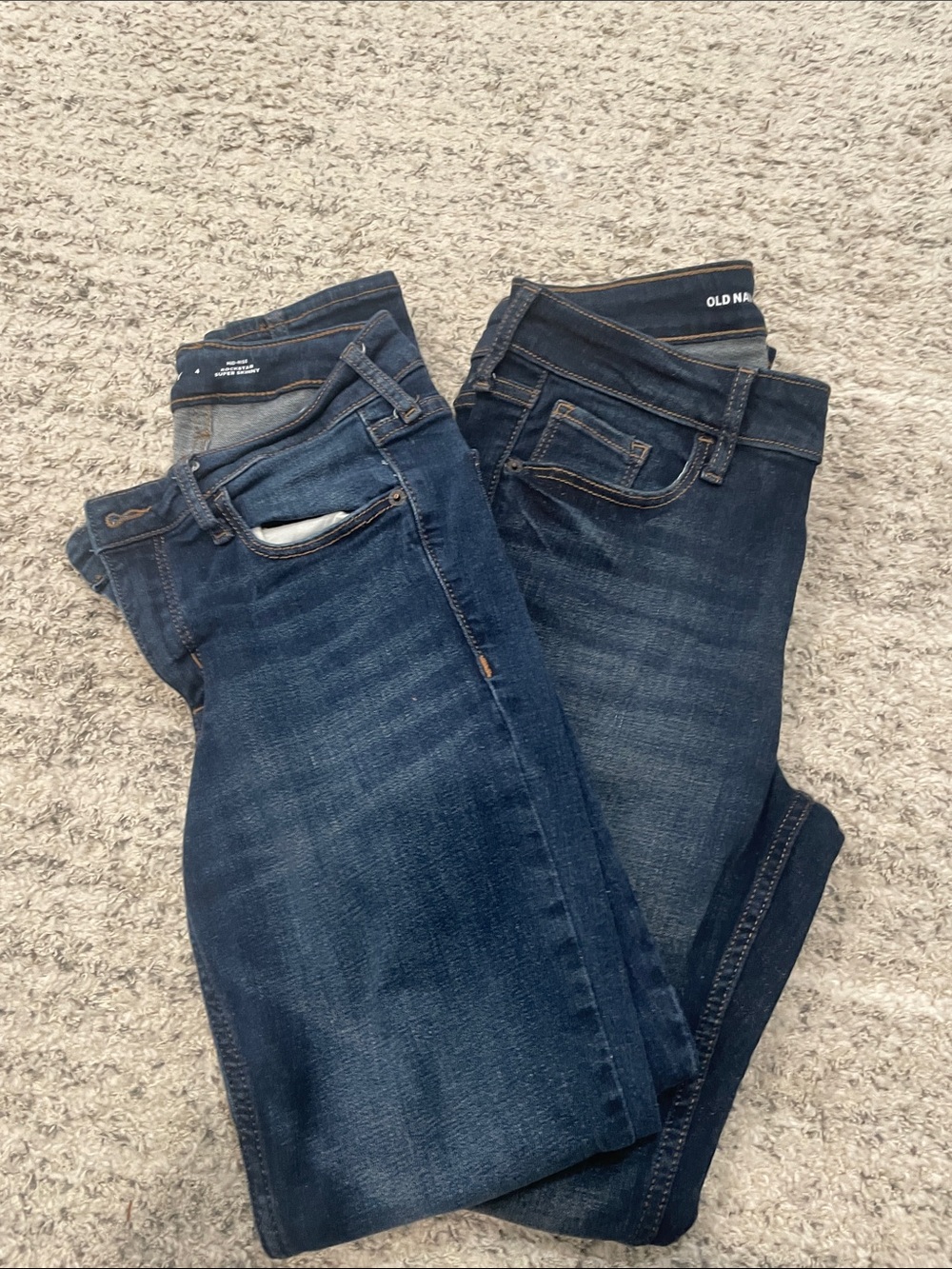 Old Navy Women’s Dark Indigo Skinny Jeans